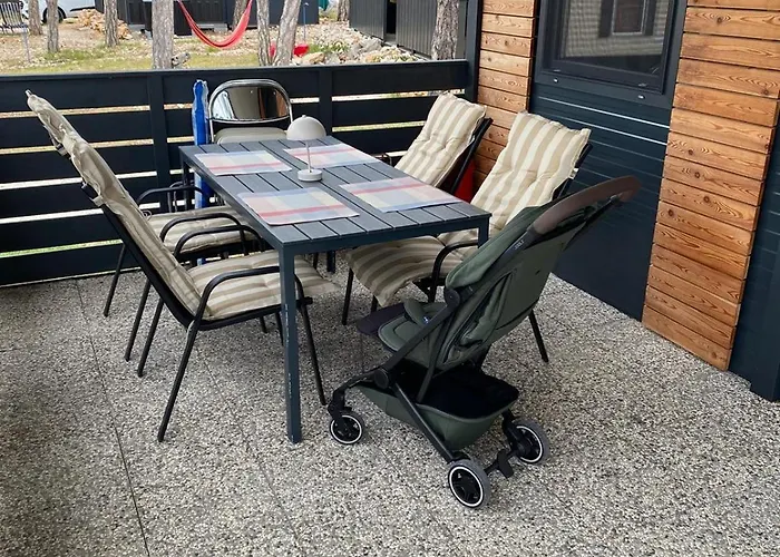 Forest House База отдыха Ражанац